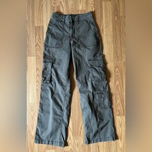 Hollister Women’s Baggy Cargo Pants, Size 25R